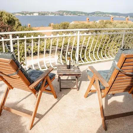 Casa Monterosso - Great Sea View, Free Parking, Large Terrace, Near The Sea 度假居 克尔维尼维赫