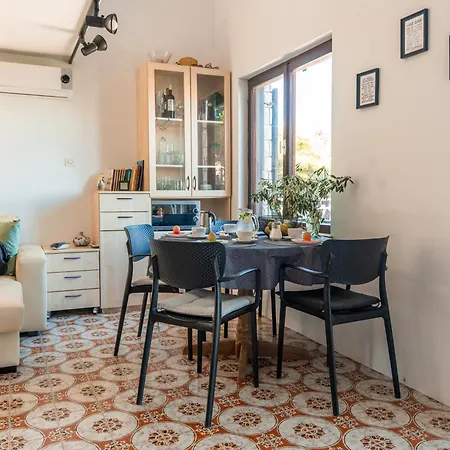度假居 Casa Monterosso - Great Sea View, Free Parking, Large Terrace, Near The Sea 克尔维尼维赫