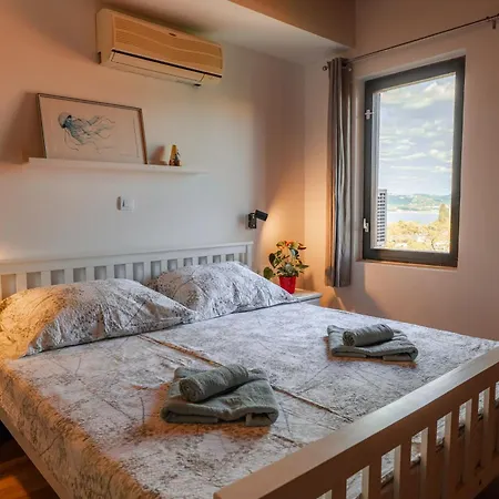 Casa Monterosso - Great Sea View, Free Parking, Large Terrace, Near The Sea