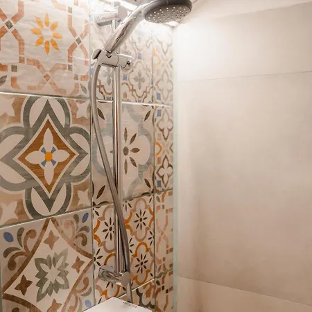 Casa Monterosso - Great Sea View, Free Parking, Large Terrace, Near The Sea 度假居 克尔维尼维赫