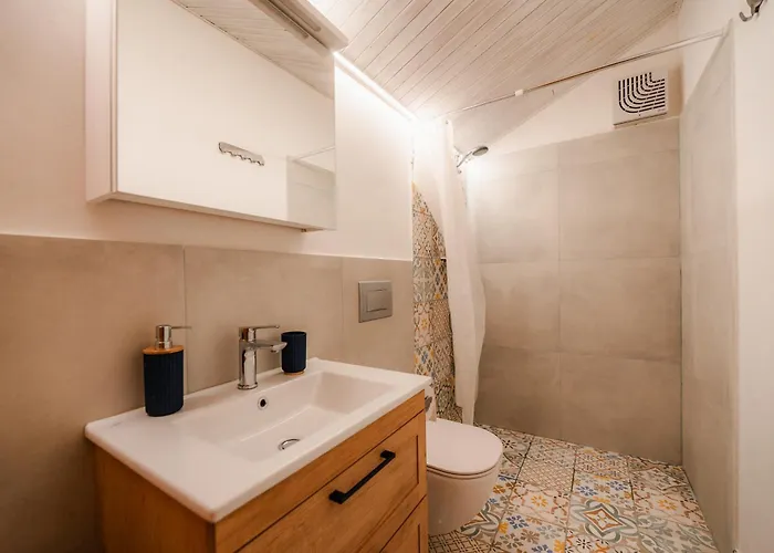 Vakantiehuis Casa Monterosso - Great Sea View, Free Parking, Large Terrace, Near The Sea