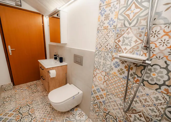 Vakantiehuis Casa Monterosso - Great Sea View, Free Parking, Large Terrace, Near The Sea Crveni Vrh